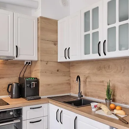 Cozy With Balcony On The Black Sea- Part Of The Family 'vicki *