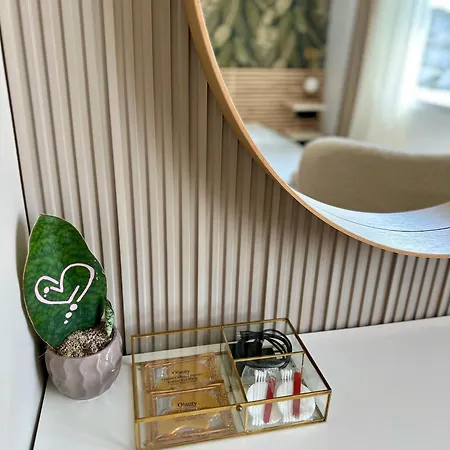 Cozy With Balcony On The Black Sea- Part Of The Family 'vicki Апартамент Варна