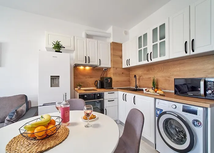 Cozy With Balcony On The Black Sea- Part Of The Family 'vicki *