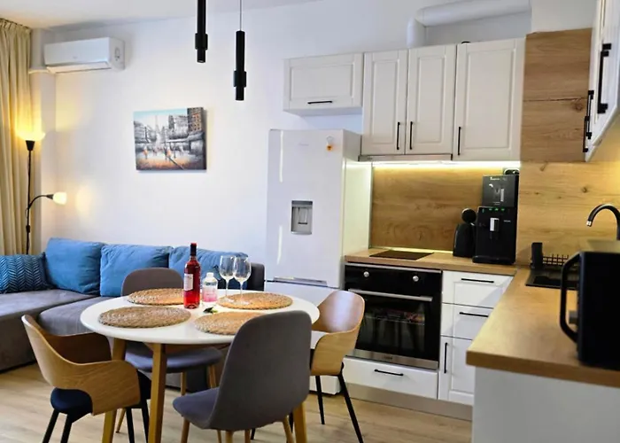 Cozy With Balcony On The Black Sea- Part Of The Family 'vicki *