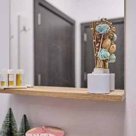 Cozy With Balcony On The Black Sea- Part Of The Family 'vicki