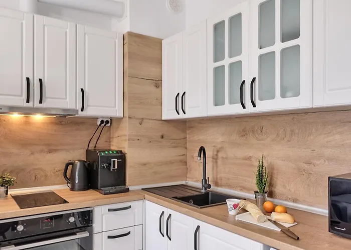 Cozy With Balcony On The Black Sea- Part Of The Family 'vicki *