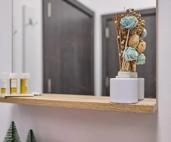 Cozy With Balcony On The Black Sea- Part Of The Family 'vicki