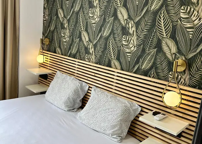 Apartment Cozy With Balcony On The Black Sea- Part Of The Family 'vicki Varna